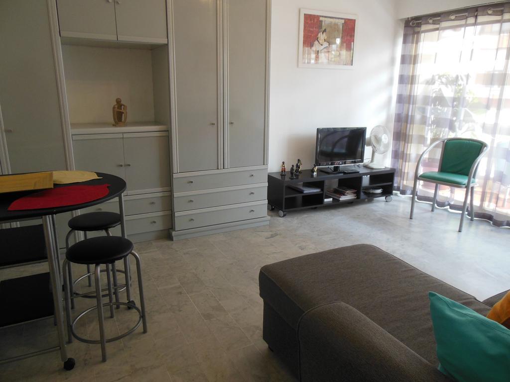 Appartement Silver La Regence Juan-les-Pins Room photo